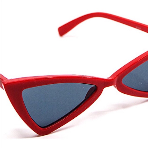 Coachella Edgy Sunglasses - Picture 8 of 8